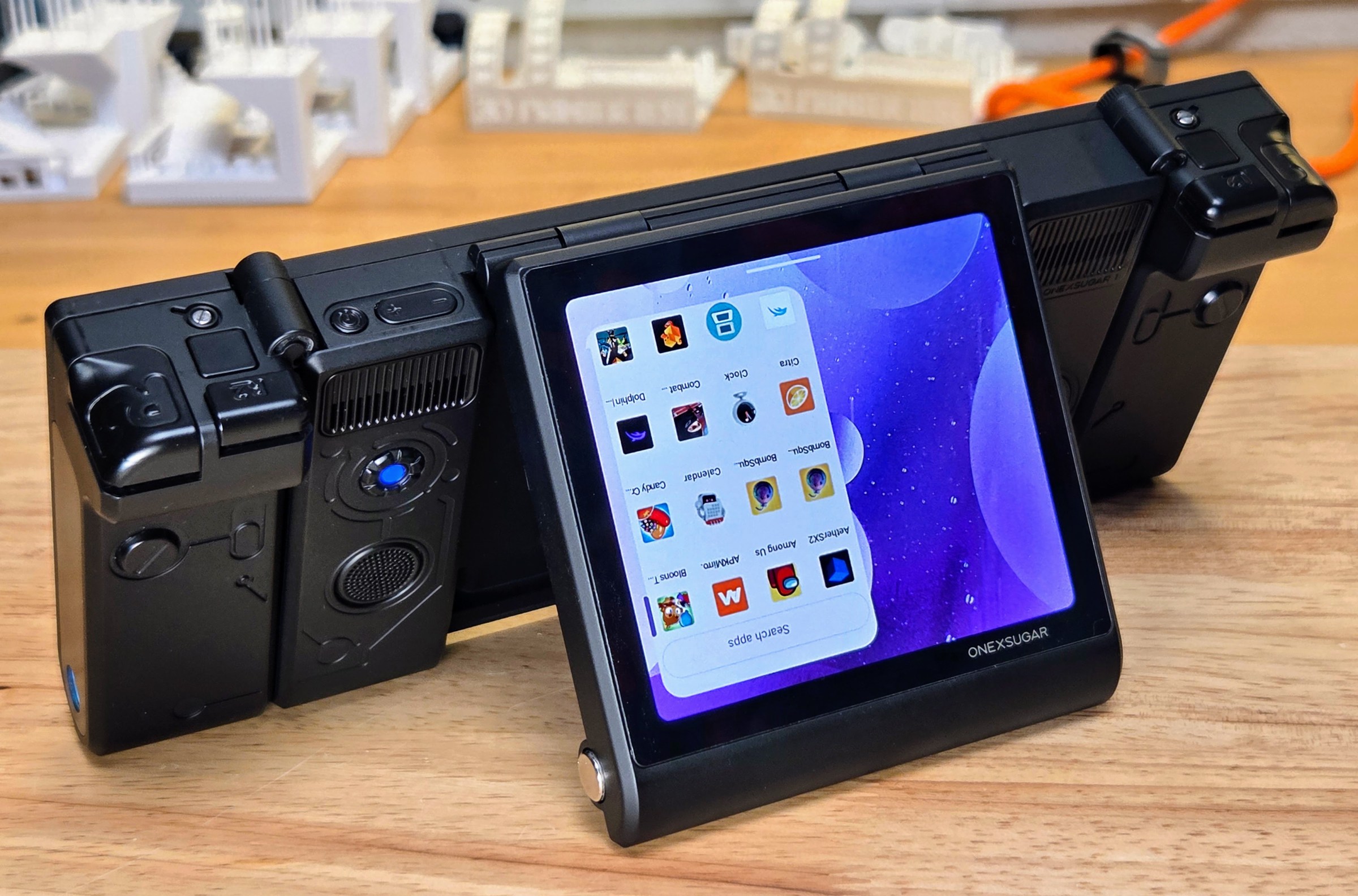 While the secondary screen is a sturdy kickstand, I couldn’t get it to face another person in the proper viewing orientation. Also note that the rear LED always stays on — it’s a battery and charging indicator.